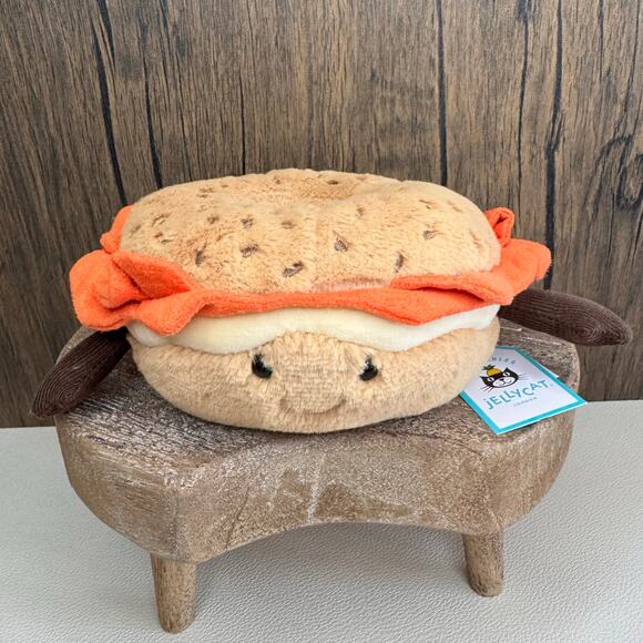 Jellycat Bagel NEW! Amuseables FAST SHIP - Picture 1 of 6